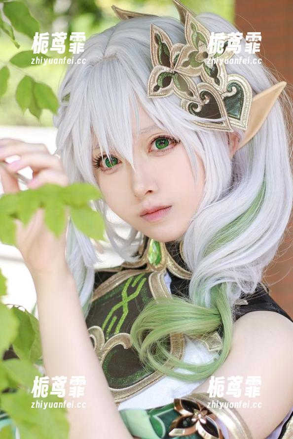 Asagiriai 隔着围裙看Asagiriai,私拍里的那份轻松好像变得真实可触。