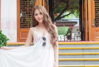 IMiss爱蜜社 – 乐乐Mango的白色美图来啦，下载前要小心，别被闪瞎了眼！