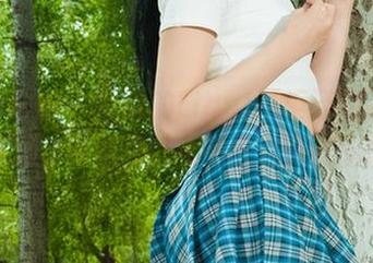 Ligui丽柜 – 晴晴的Ligui丽柜经典回顾，居然还有我和我LOL纪录片同款图包！