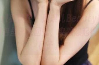 MyGirl美媛馆 – 唐琪儿Beauty校服私拍，图包里满是回忆，突然想起擦黑板的日子。