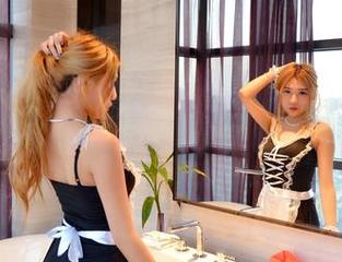 PANS写真 – 看！诺诺穿上眼镜，那股文艺气息立马飙升！