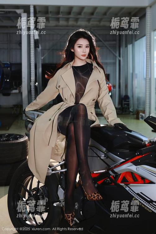 Xiuren秀人网-卓君Jeanes Xiuren秀人网 - 卓君Jeanes的在线自拍合集,真的是一场随意的脑洞啊!