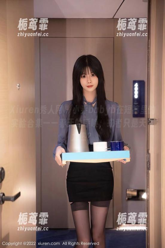 Xiuren秀人网-小乔babyb Xiuren秀人网 - 小乔babyb在短裤里的实验合集——春天的呼唤,或者只是天气太热?