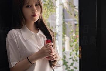 Xiuren秀人网 – 妆点你的节日——战姝羽Zina的圣诞精选作品集