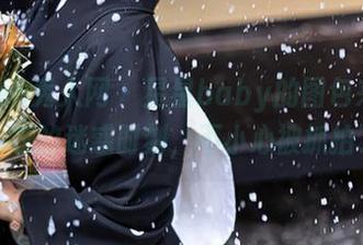 Xiuren秀人网 – 星星baby的图包来了！连体衣的迷惑时刻，不小心被抓拍了！