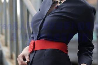 Xiuren秀人网 – 爱吃胡萝卜的兔女郎：是小逗逗的私房写真冒险