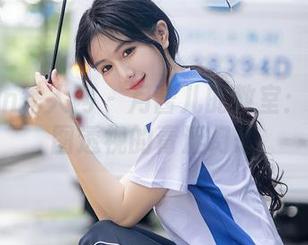 Xiuren秀人网 – 月酱儿的教室：美图试图透视的青涩幻想