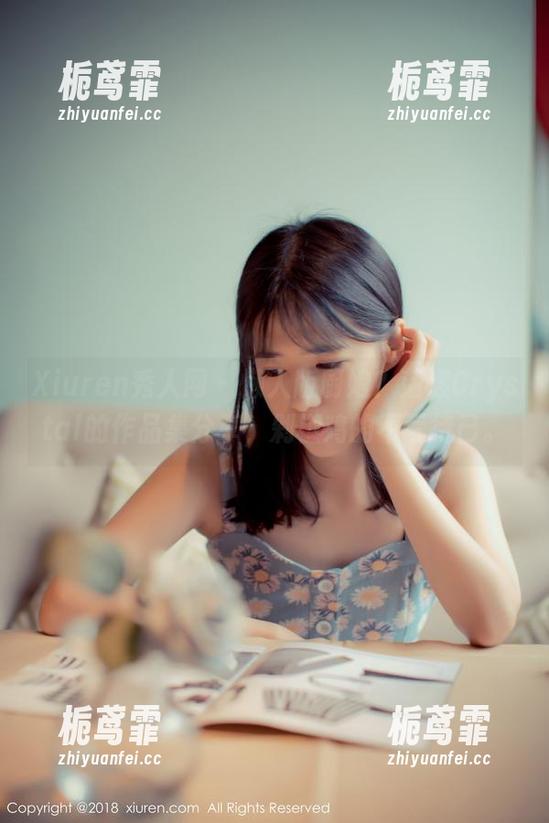 Xiuren秀人网-荡漾Crystal Xiuren秀人网 - 懒人版厨娘?荡漾Crystal的作品集分享,剁椒鸡的不亏待己。