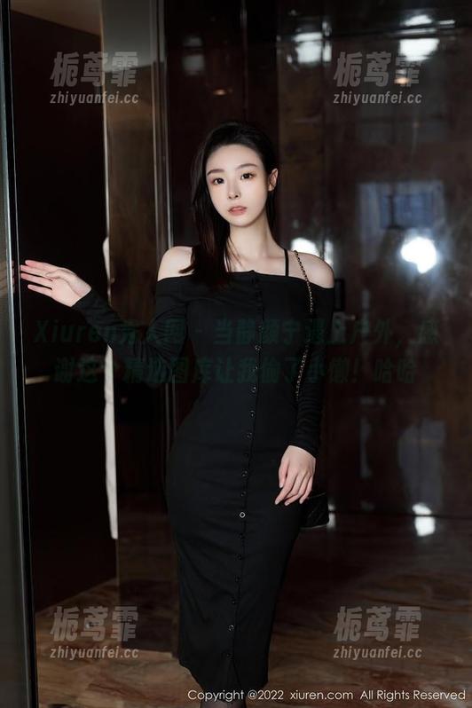 Xiuren秀人网-静颜宁 Xiuren秀人网 - 当静颜宁遇上户外,感谢这个精选图库让我偷了小懒!哈哈
