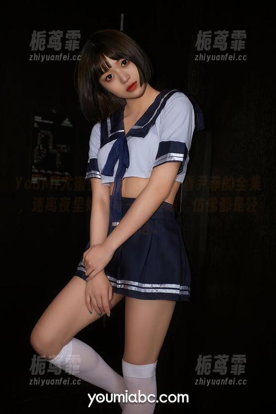 YouMi尤蜜荟-尹菲 YouMi尤蜜荟 - 从这个角度看尹菲的全集,迷离夜里她的每一个姿态,仿佛都是轻声私语。