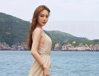 YouMi尤蜜荟 – 林妙妙教室现场：合集中的图片，纯属“瞎闹”还是“认真”？