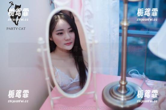 partycat轰趴猫 - 睡衣写真——倒也不一定只能躺床上吧，筱慧可真会玩！
