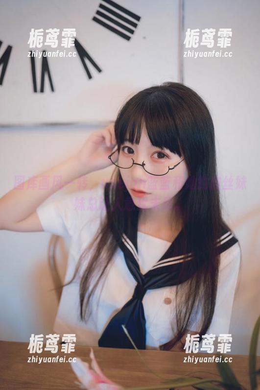 图库画风一转，usejan蓝蓝和她的肉丝妹妹总让人意犹未尽。