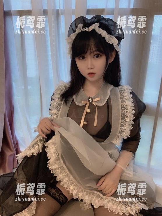 依依超级懒豹女合集，图片里丛林的气息太让人窒息了。