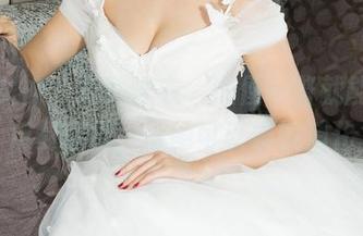 克拉女神 – 周迪泳衣，随便一瞥就能让你反复欣赏，原图可以慢慢消化