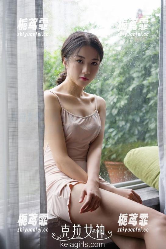 克拉女神-静宜 克拉女神 - 静宜在光影中游泳——精选作品集掩饰不了的温柔暗流