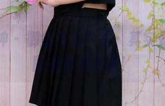 初夏女神 – 御剑飞行？不，其实是安妮在图库里秀优雅！