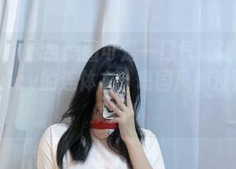 微密圈 – 这组美图可是一口气就让你爱上可馨juicy的连体衣，岛国风都没她这气质啊！