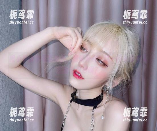 啾小妍教室写真精选，提笔开讲：这一回有没有人在偷看小抄啊？