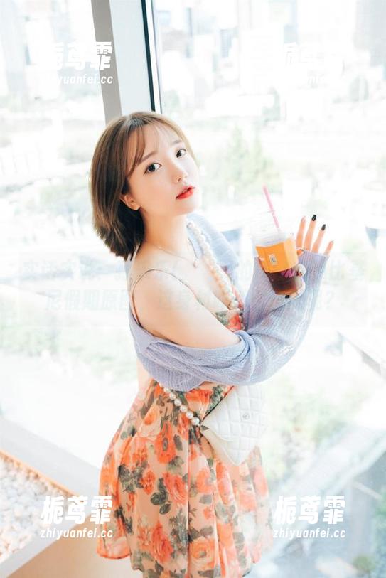 实话实说：孙乐乐(손예은)的DJAWA比基尼假期原图，这身材咋那么讨厌呢？