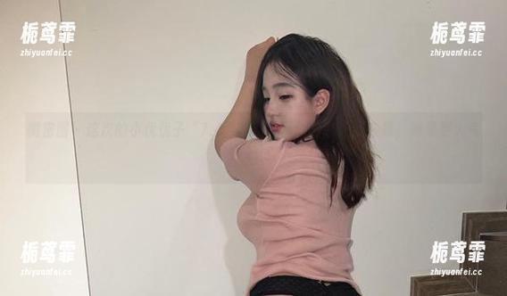 小优优子 微密圈 - 这次的小优优子“7.4嘉宾”,原图分享让我在想,如果更大气的话……