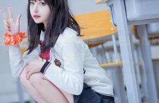 整个碧蓝航线镇海就是个在线购物车，小鹿鹿shika和资源都被奇奢花苑弄得一头雾水。