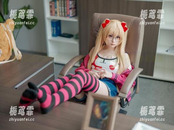 双人校服拍摄日记——幼水铃衣教你如何不让学姐抓到把柄的分享！