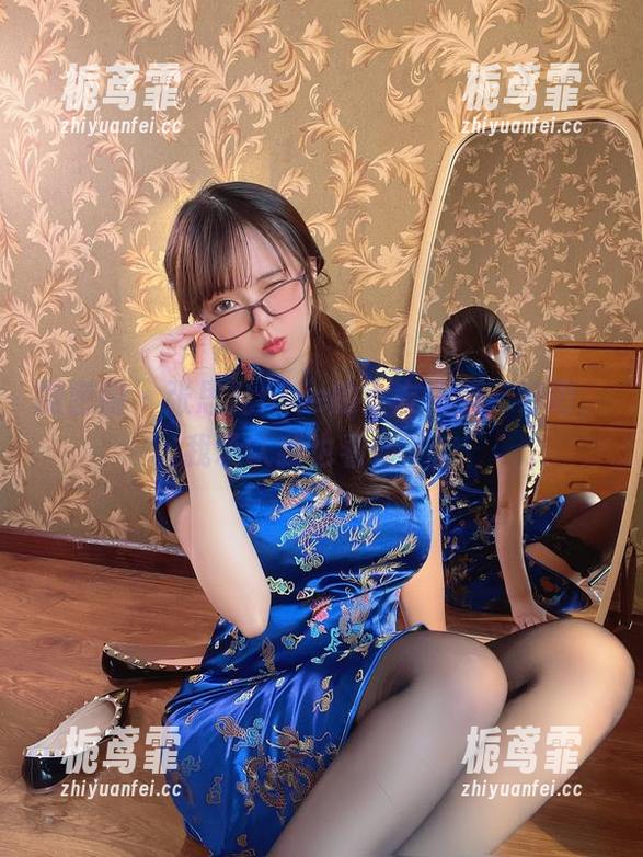 微密圈 - 张思允nice的女友资源，好吧，我承认我也看傻了。