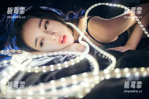 推女神-绮里嘉 推女神 - 绮里嘉的连衣裙申请入驻,特选写真惹人爱。