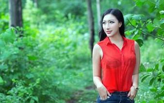 推女郎 – 曾水的空姐全集：在云端上演的轻松戏剧
