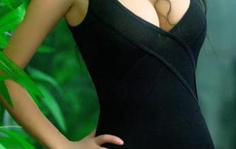 推女郎 – “艾栗栗”的连体衣，高清放大了我的想象