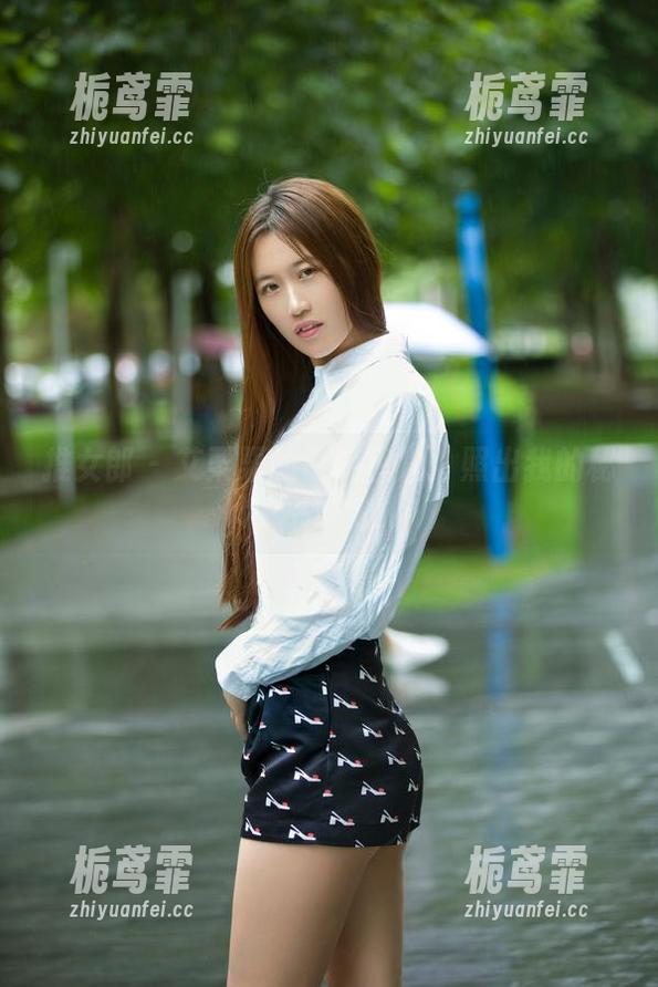 推女郎-艾栗栗 推女郎 - 艾栗栗的迷离视角:照出我的秘书合集