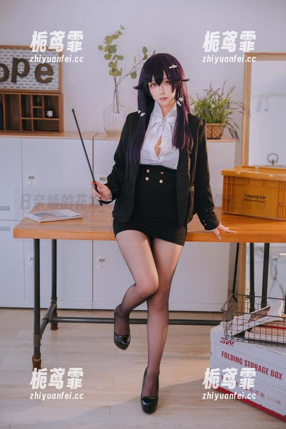 日奈娇的花嫁写真集：每一页都像在偷偷对我闪烁！