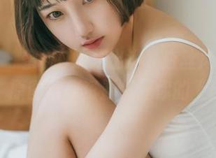 果团网 – 蜜桃Q妹儿出没，白丝风潮全面复苏，原图给你资源保证你的上班无聊