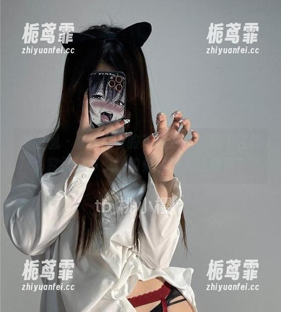 微密圈 - 桃沢樱呀的灰丝分享，忍不住想，究竟是多少次的柔情挤入这框架？