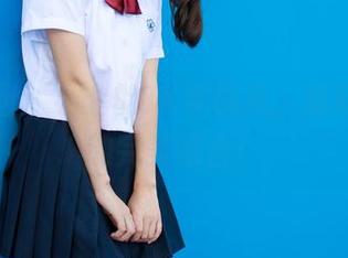 森萝财团 – 小七的JK学院风，福利与私拍的完美结合！