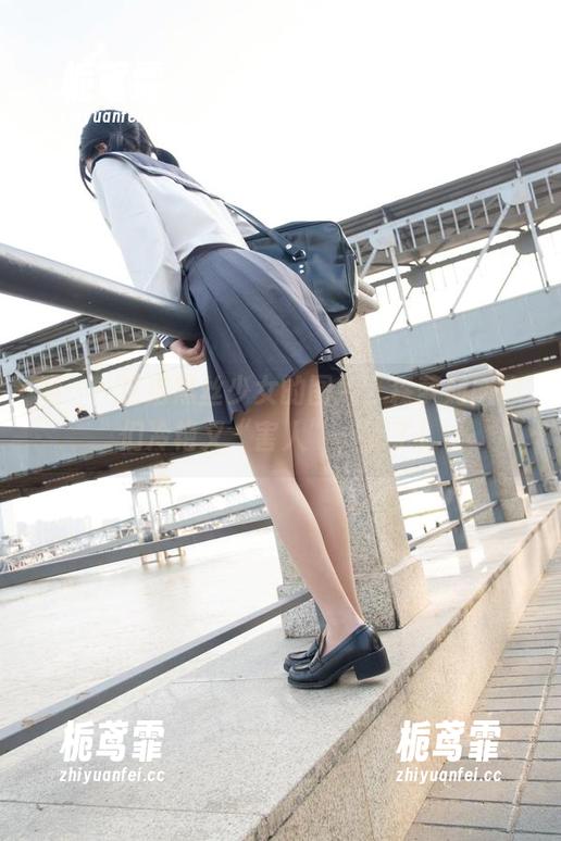 森萝财团 嗯……这组黑丝少女的图片,森萝财团你们冷艳又“害人”,算了!