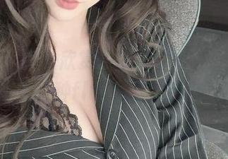听说吗？免费欣赏的清水由乃甜缚照片，脑海里闪过各种fluff，乱七八糟的想法。