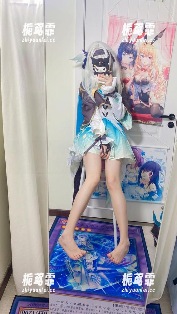 白栎Shirly的体操服cos，究竟是为了健身还是更好看呢？
