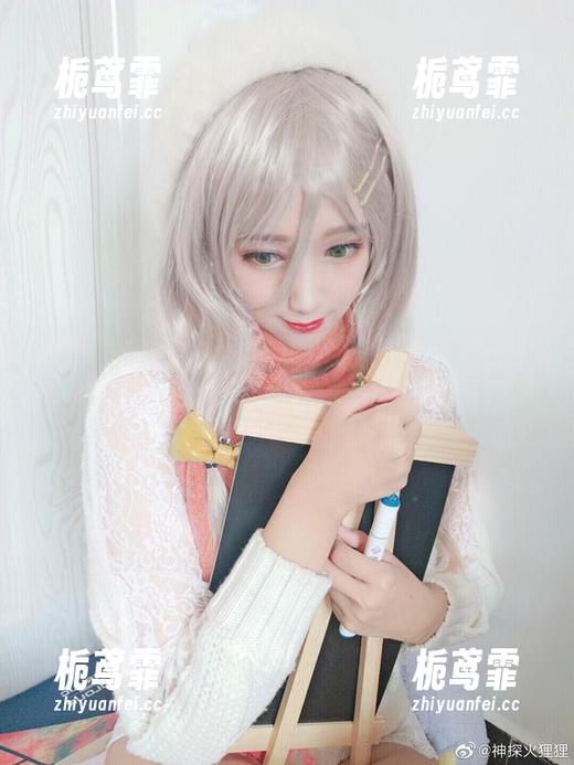 神探火狸狸在线上，拍个美图觉得自己太好看了，没有自恋就是发自内心嘛！