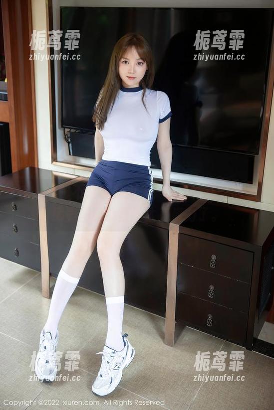 秀人网 - 不要叫我见鬼，tina_甜仔的私房美图和裤里丝太有魔力了。
