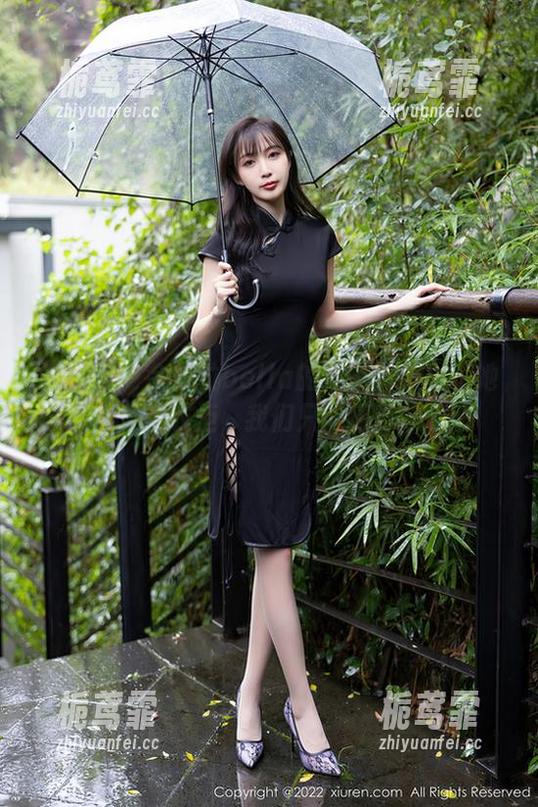秀人网 - 余贝拉bella的秘密合集——她的衣柜，我们只能猜！