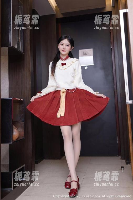 秀人网 - 周慕汐的校园写真，谁说字典里没有‘惊艳’这词？