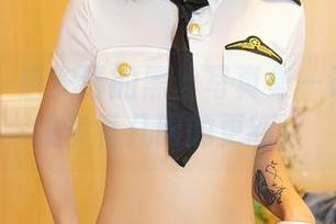 秀人网 – 唐安诺的黑丝写真集—让你忍不住多看几眼的更新！