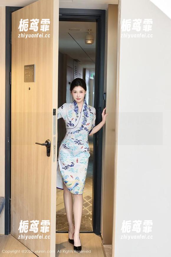秀人网-夏甜甜 秀人网 - 夏甜甜的床边游戏:原图让你目不转睛,睡衣是重头戏