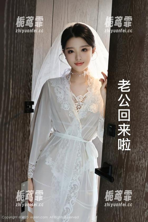 秀人网-妲己Toxic 秀人网 - 美图中的妲己Toxic,一穿上比基尼,其他人的努力都成了背景。