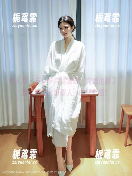 秀人网-岁小岁 秀人网 - 岁小岁高清透明,完美诠释了‘我可能是个透明人’的赋予感!