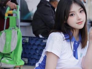 秀人网 – 高清图包，晓梦may和她的和服——看吧，你中枪了吗？