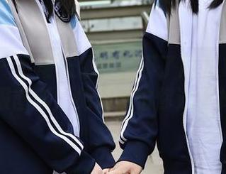 秀人网 – 下雨天也阻挡不了雨儿1494的体操服图册，免费恐怕你逃不掉了。