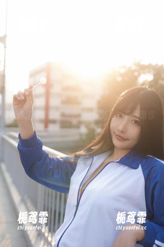 看这糖果果Candy的黑胶兔兔，美图跟你说：“我有资源！”